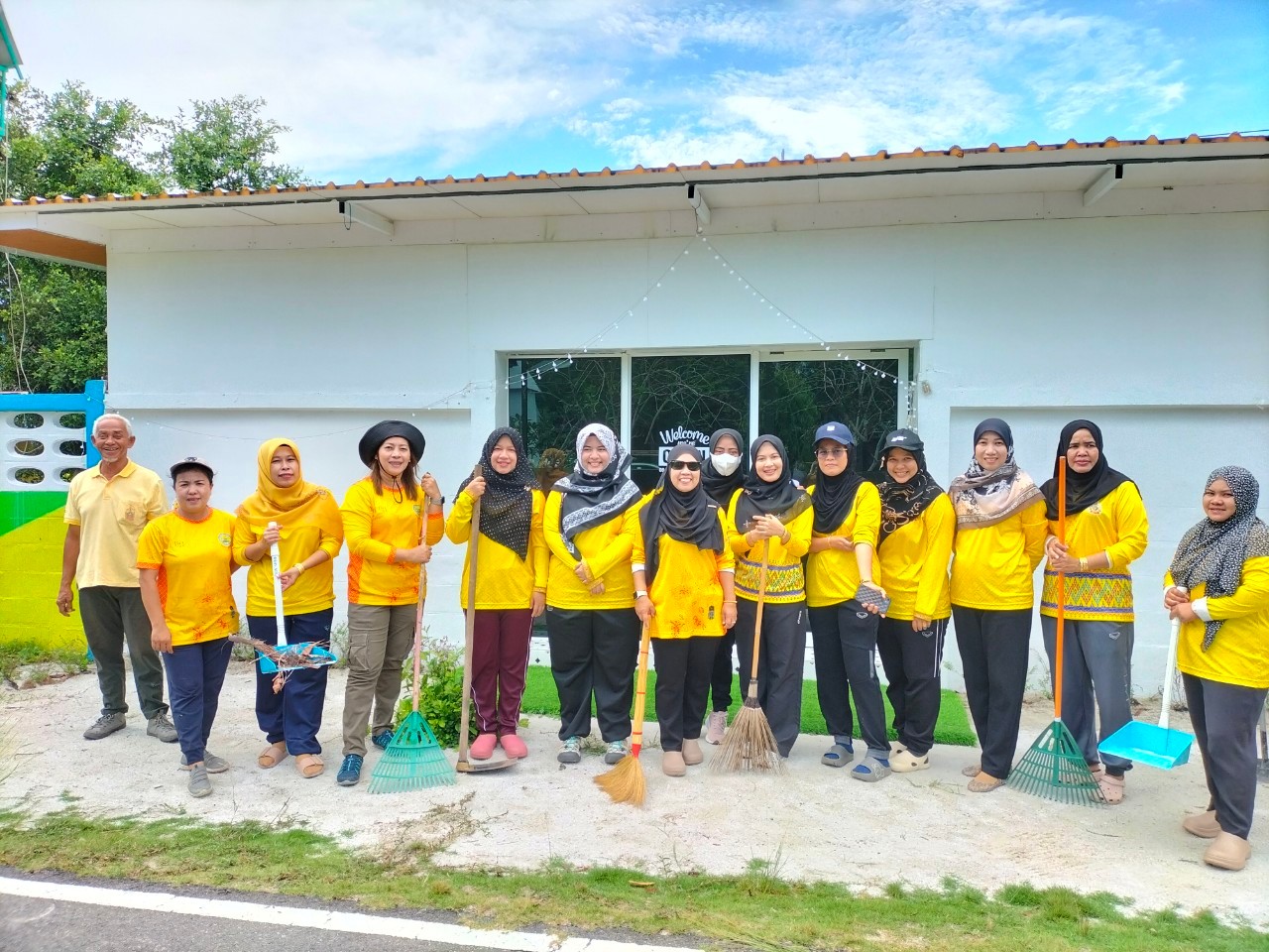 อบต.จะรัง จัดกิจกรรม Big cleanning day โดยกิจกรรมจะดำเนิน 3 สถานที่ คือ 1. มัสยิดบ้านนาหอม 2. วัดมะปริงวารีราม 3. โรงเรียนบ้านมะปริง